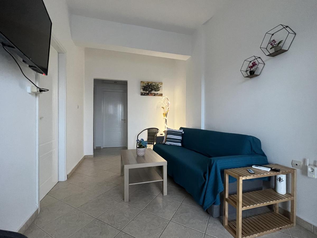 PebBle Apartments Marathias  Extérieur photo