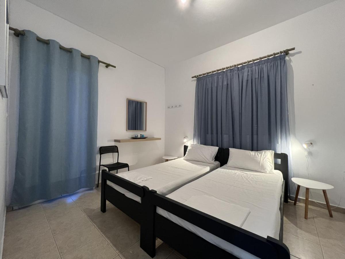 PebBle Apartments Marathias  Extérieur photo